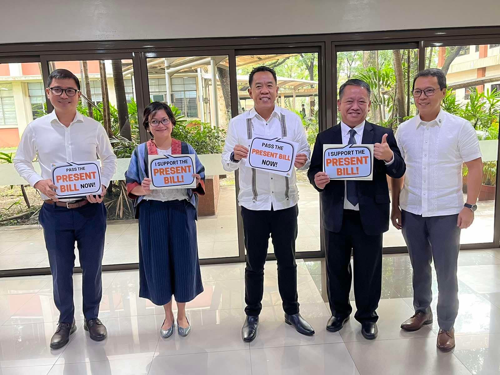 PRESENT Coalition organizes a policy forum in partnership with PRESENT Bill Champions [Philippines]